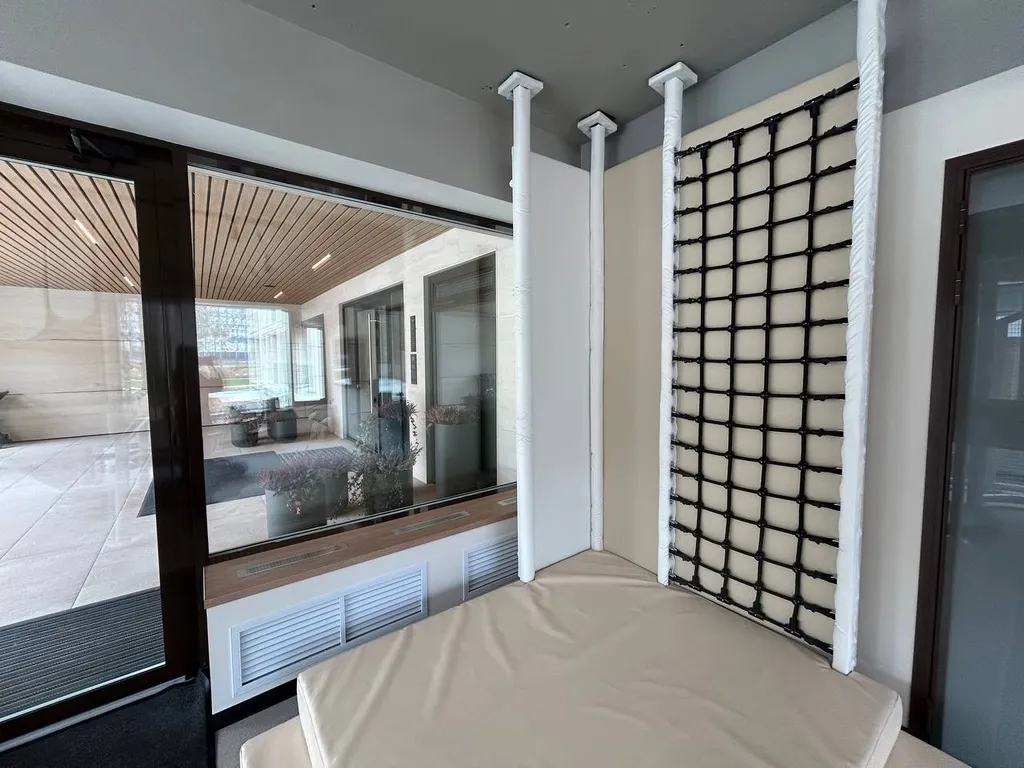 Апартаменты с бассейном на берегу Финского залива