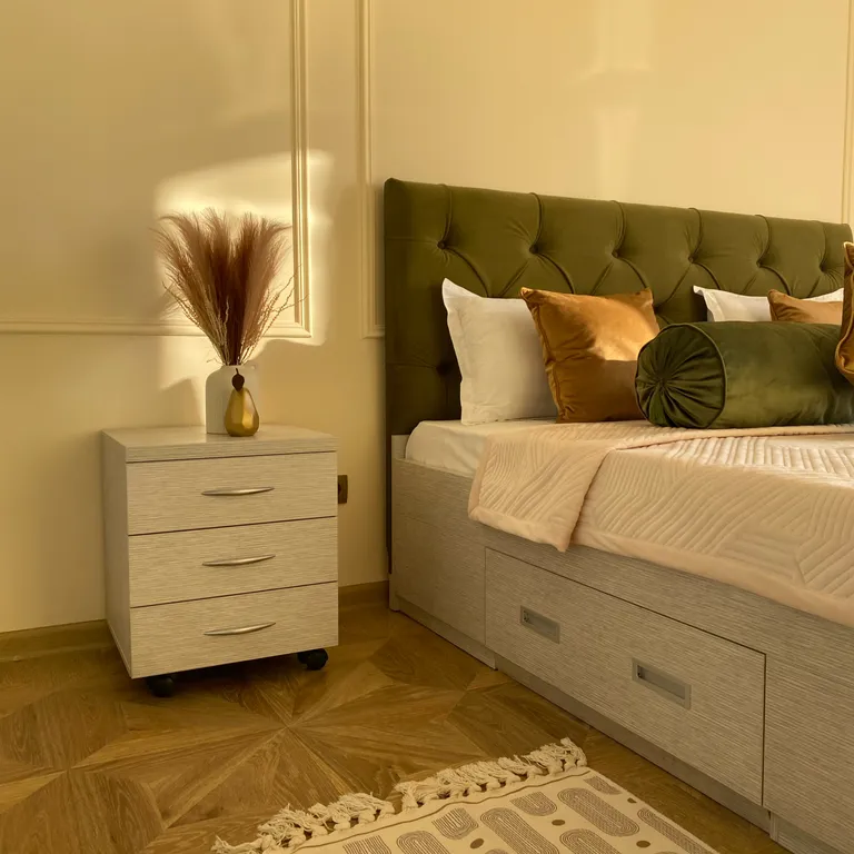 Оливковый люкс около парка 28 Панфиловцев