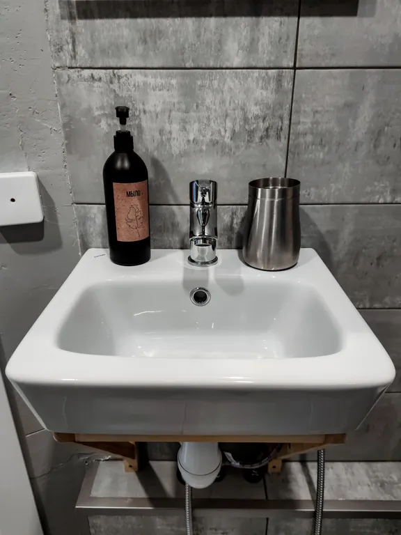 Уютная квартира в центре города с видом на гору