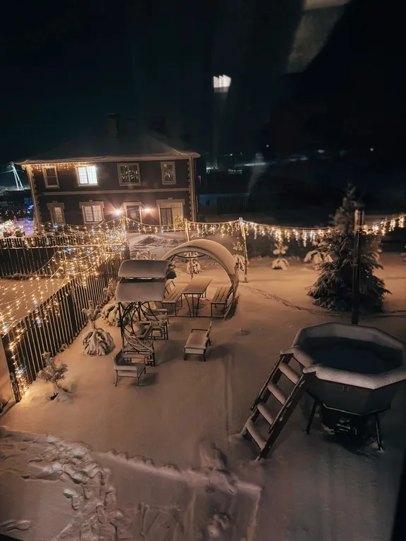 Здесь хорошо и точка