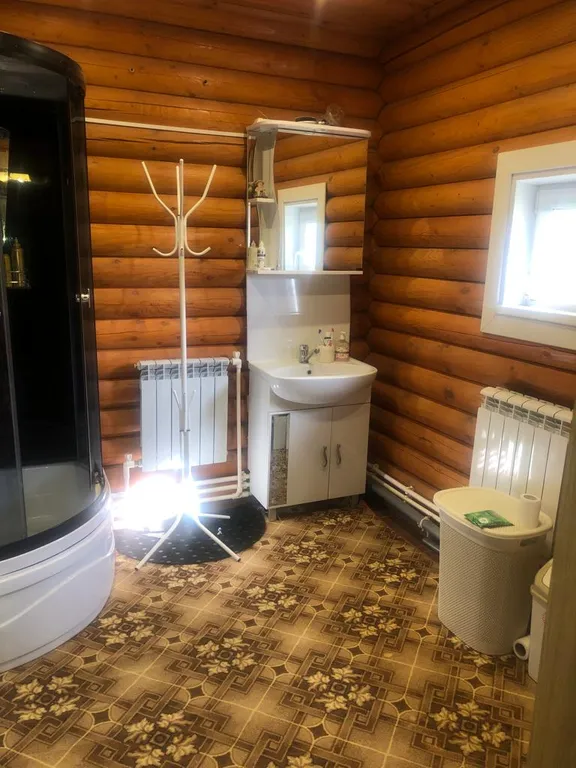 Современный дом из бревна