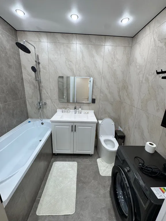 Квартира Новая и Уютная квартира возле Алматы Арены — Алматы