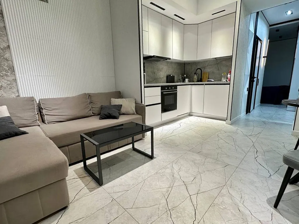 Двухкомнатные апартаменты с прямым видом на море и роскошной террасой