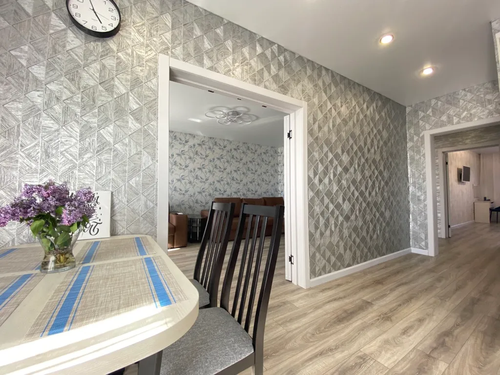 Поделам просторная квартира рядом с зоопарком