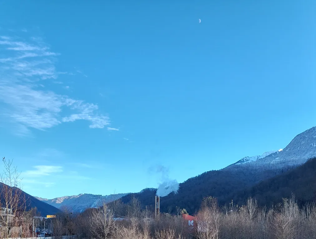 Студия с видом на горы