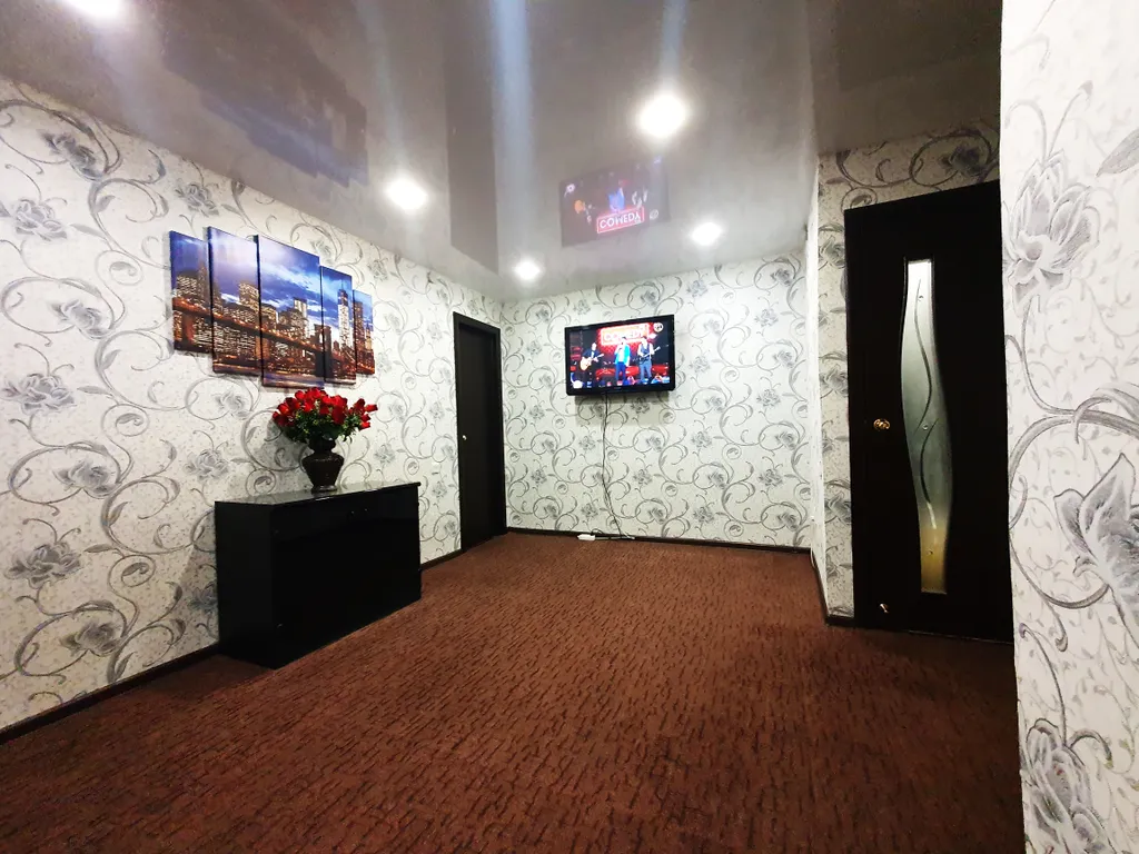 2 комнатная на горняков в центре Талнаха