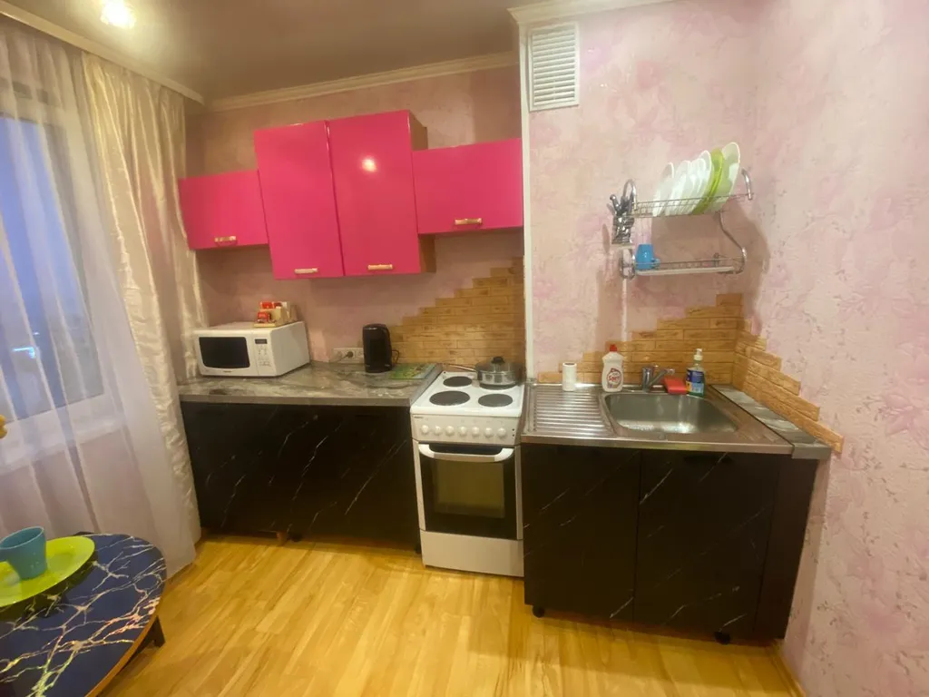 1-комнатная квартира с красивым видом на город и балконом