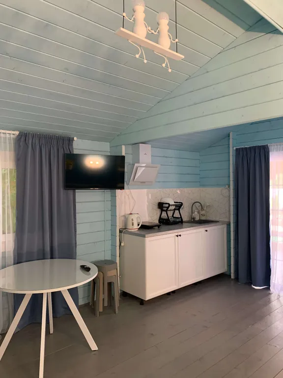 Дом с русской баней, банным чаном, бассейном