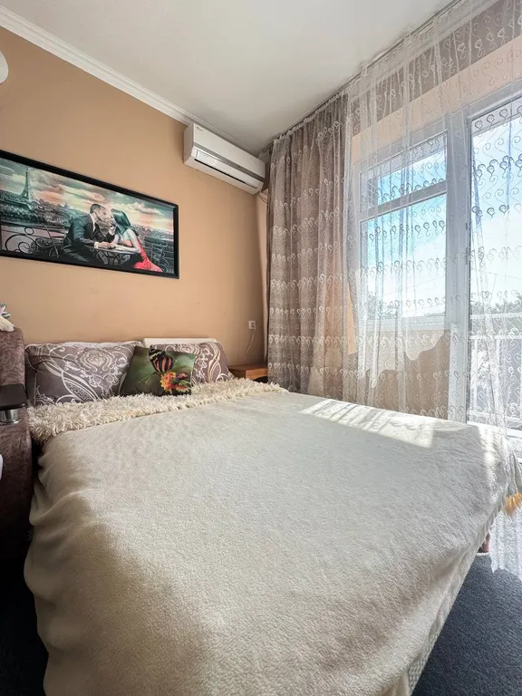 Кайфовый уголок у моря