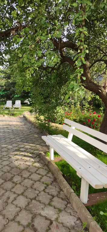 Дом с камином и садом! Две минуты до пляжа!