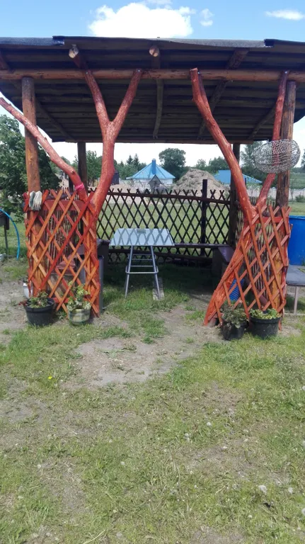 Усадьба на берегу реки