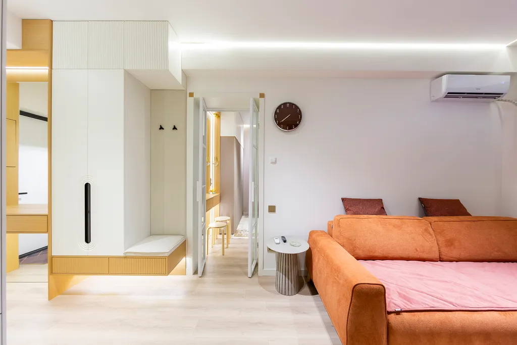 Уютная и теплая квартира в NRG U Tower