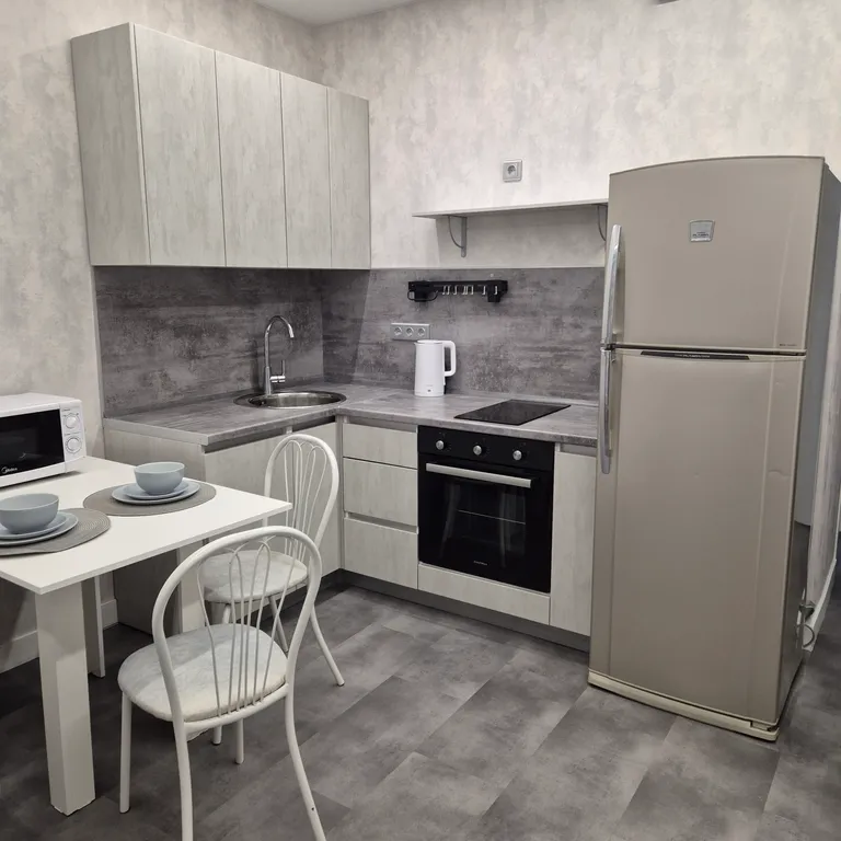 Квартира Однушка у аэропорта — аренда посуточно в Обь