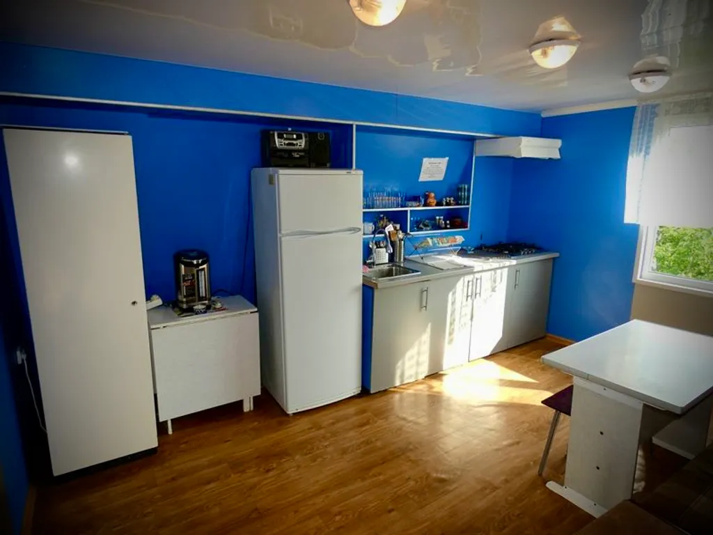 Двухместный номер с общим душем и туалетом