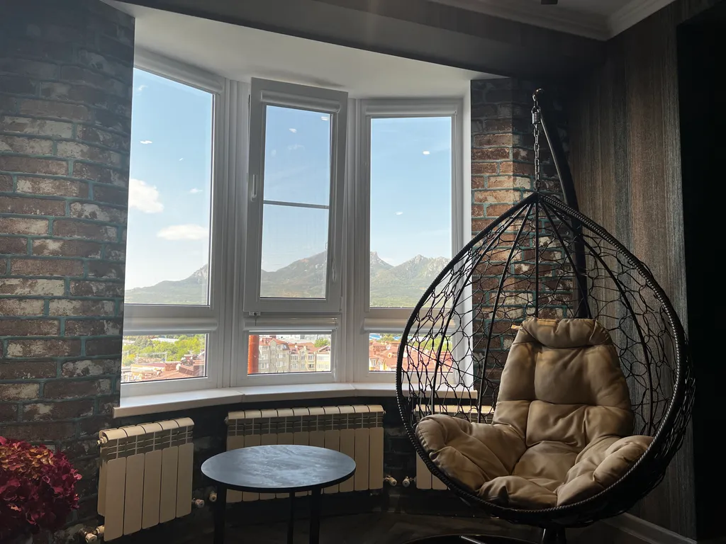 Апартамент с шикарным видом на горы