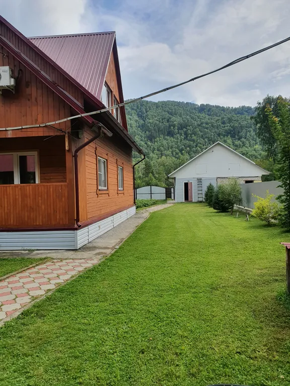 Коттедж на берегу реки Катунь