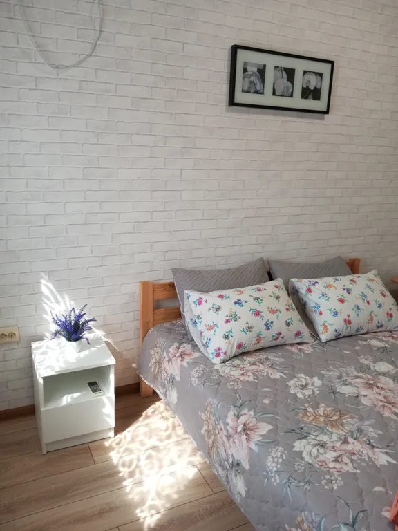 Квартира Просторная квартира в 5 минутах от моря с отдельным входом — Геленджик