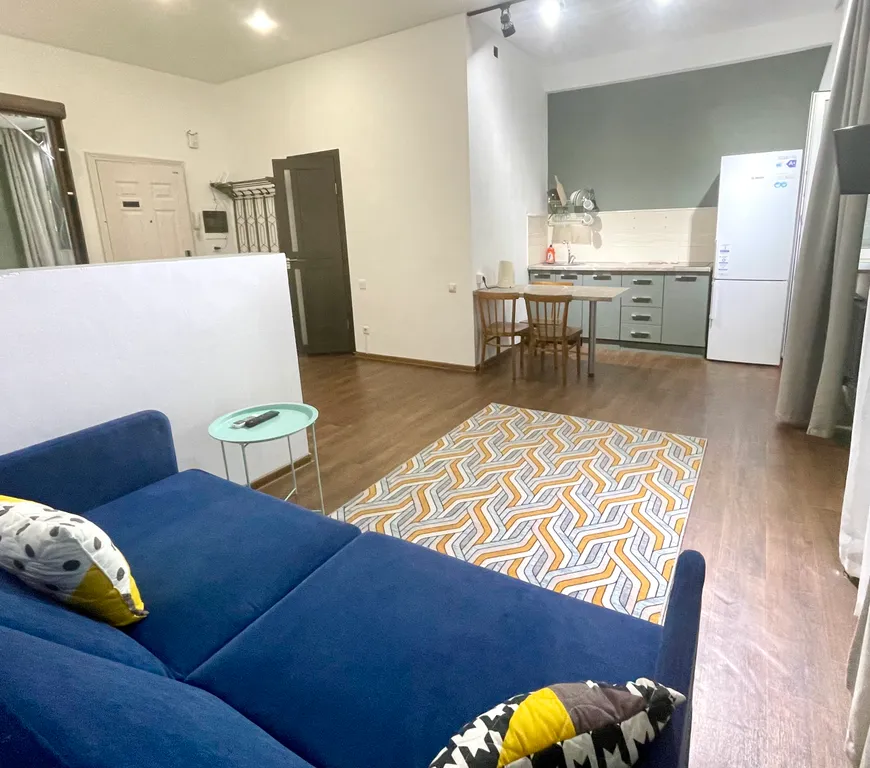 Квартира Стильная яркая квартира вблизи Областной больницы — Иркутск