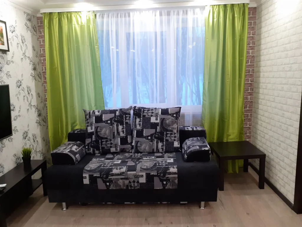 Квартира с евроремонтом у Мурманск Молла