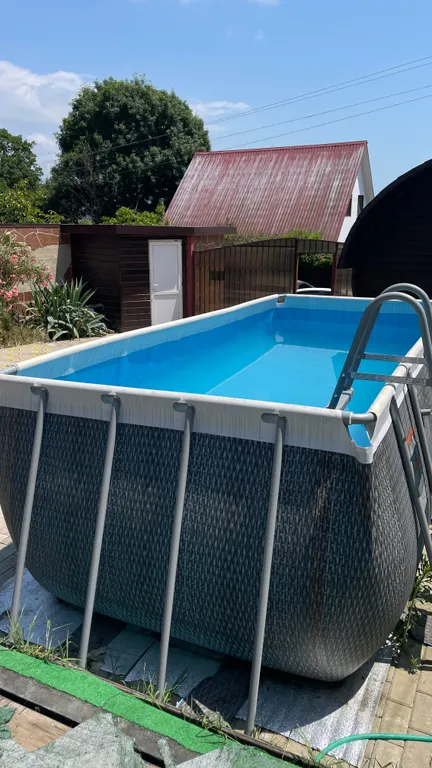 Коттедж Дом в лесу с баней и бассейном — Веселое