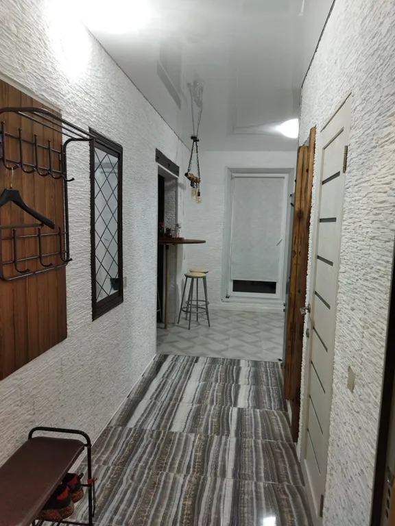 Апартаменты напротив ТРК Родник