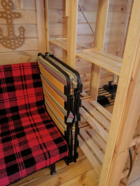 Домик на берегу Оки в сельской усадьбе Варежка