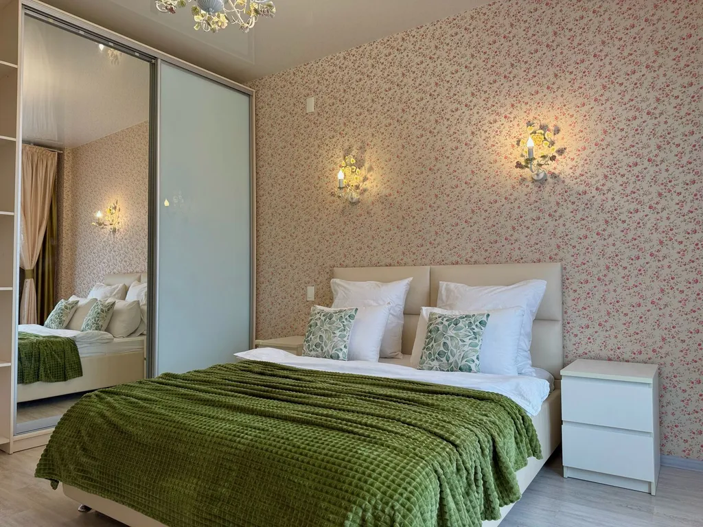 Апартаменты Аврора, ул. Октябрьская 24,Центр, пл. Ленина