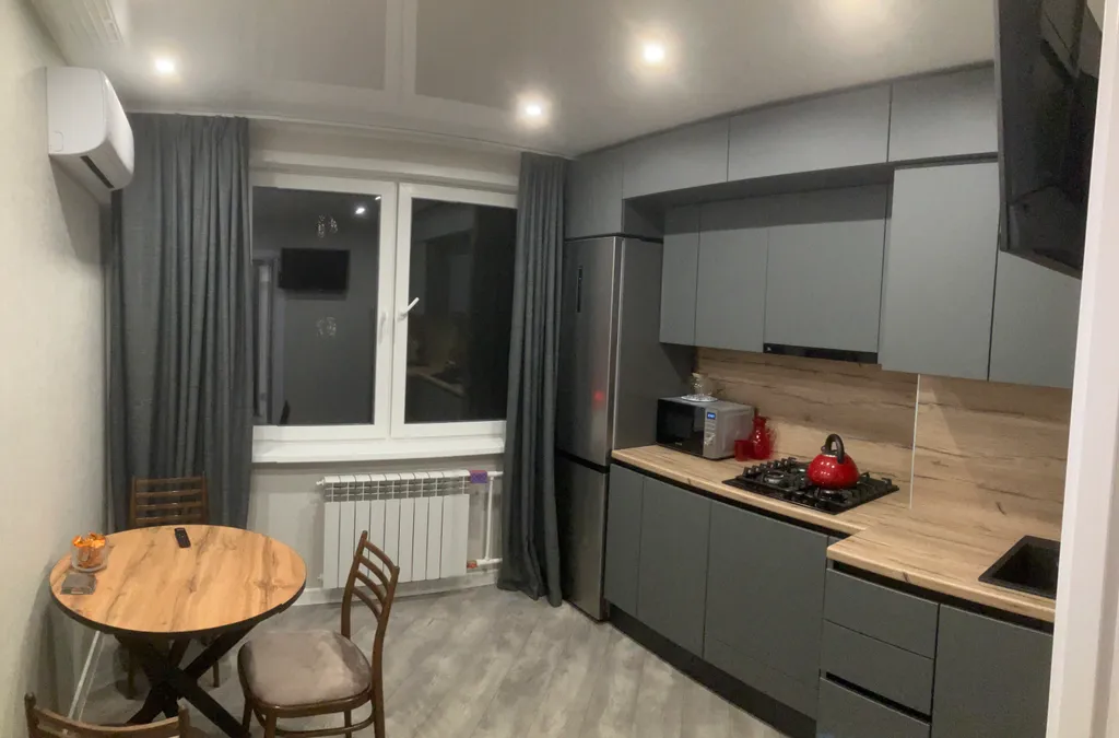 Атмосферная квартира в центре города, на площади Победы