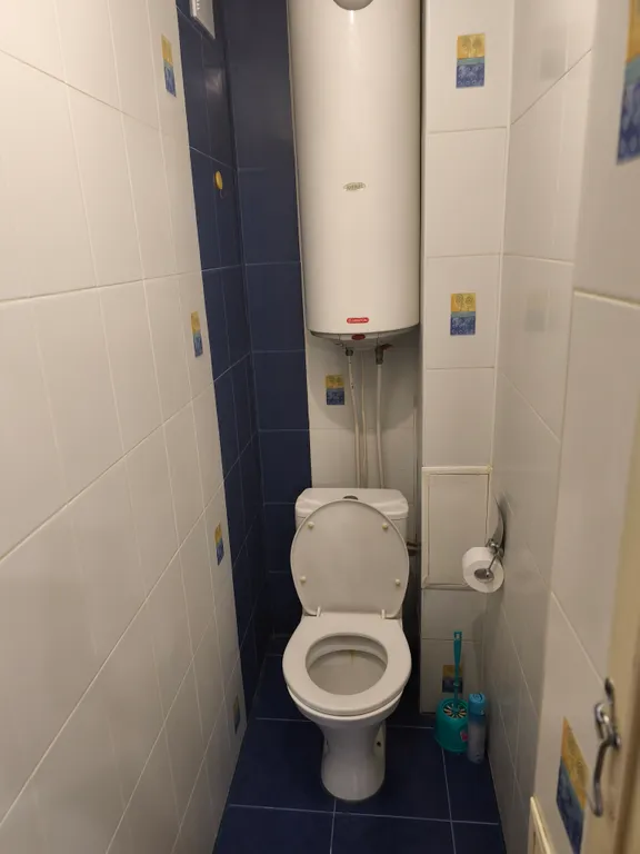 Большая трёхкомнатная квартира в районе железнодорожного вокзала