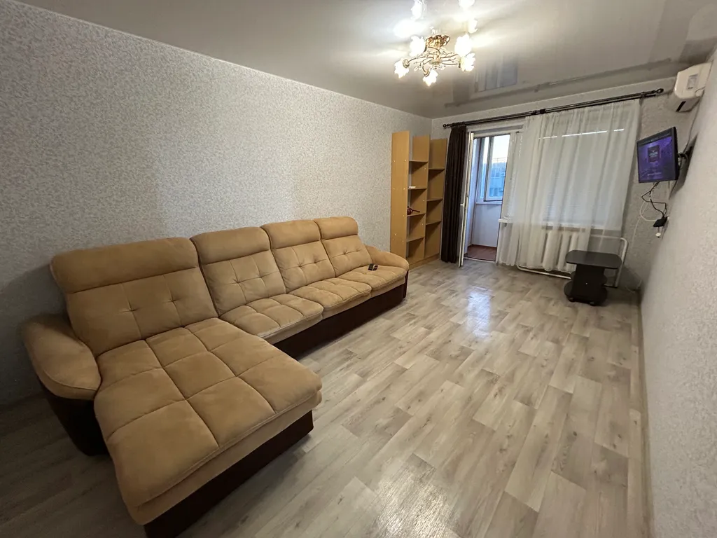 Трёхкомнатная квартира возле парка им. Поддубного