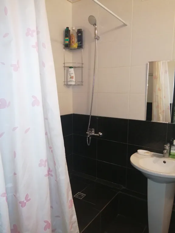 Квартира студия возле фестиваль, континент, метромост. Левый берег