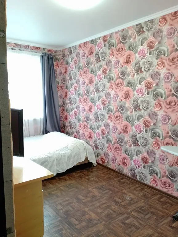 Дом, горы, море