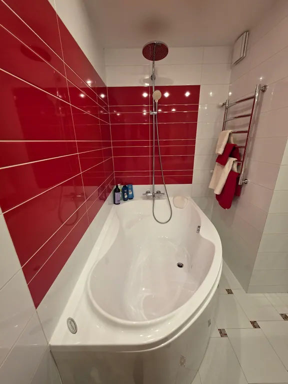 Комфортная квартира с дизайнерским ремонтом в новом ЖК Цветы