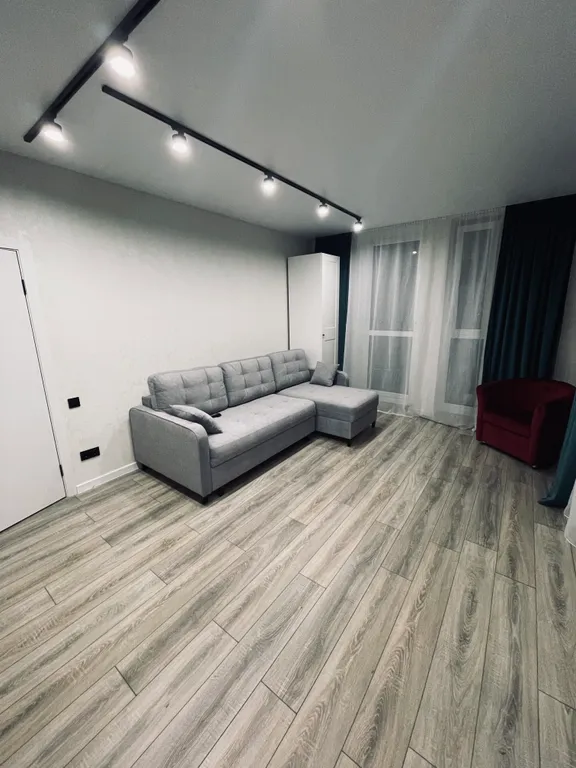 Новая двухкомнатная квартира в центре