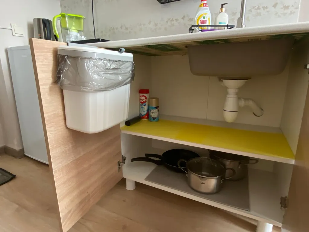 Комната в общежитии коридорного типа