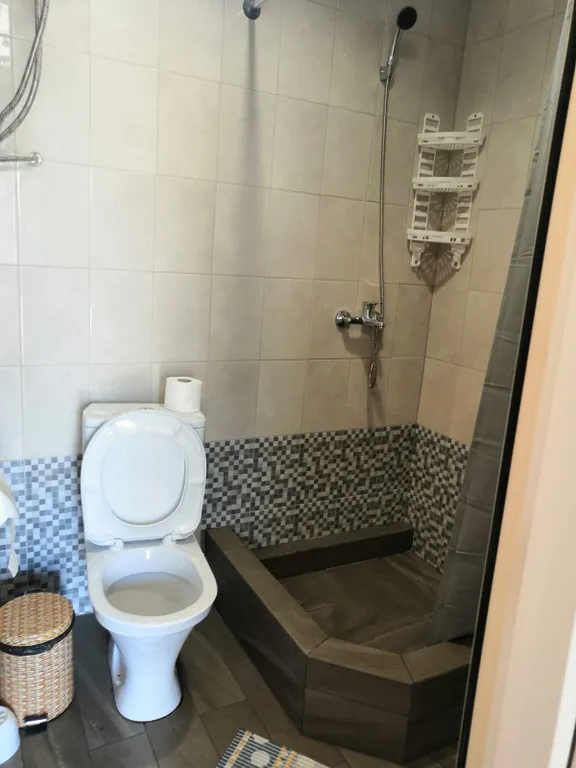 Коттедж 1-комнатный Дом — Кучугуры