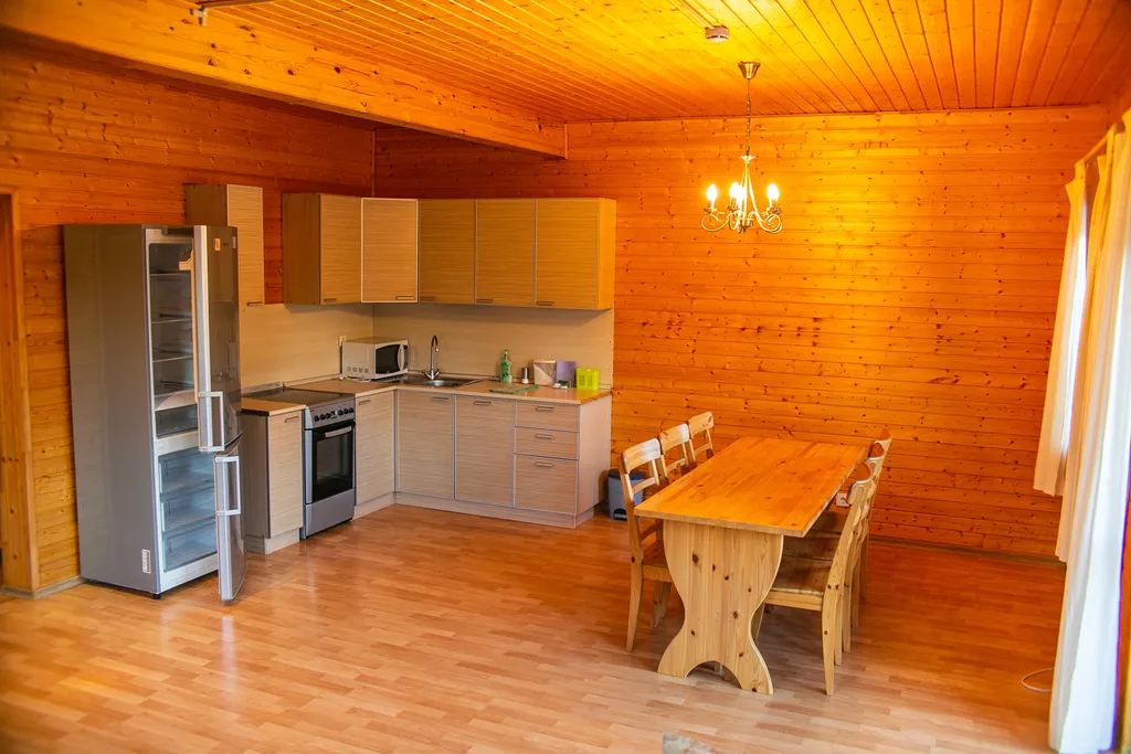 Коттедж Коттедж 3 спальни на берегу реки — Лодейное Поле