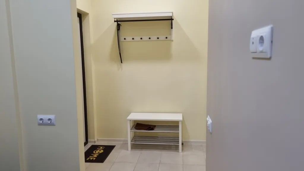 Современная стильная квартира у моря с видом на горы