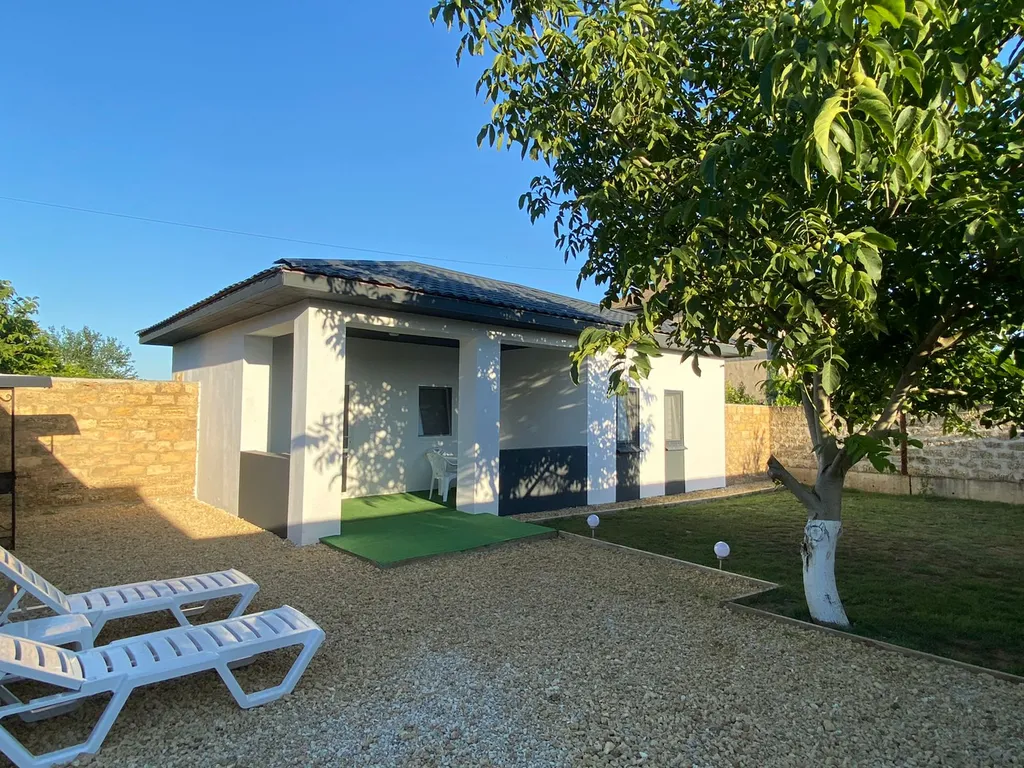 Коттедж Вайт хом — аренда посуточно в Уютное