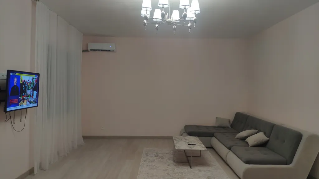 Уютный 2-этажный дом недалеко от моря до 9 гостей.