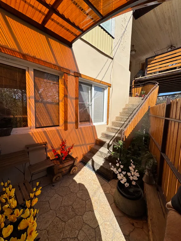 Большой домик