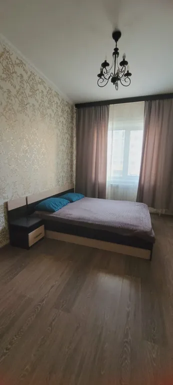 Двухкомнатная квартира в центре Якутска, бизнес центр LG