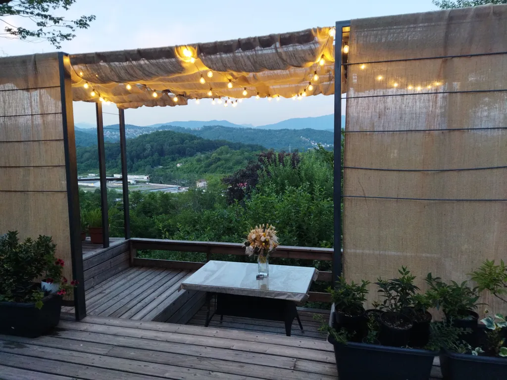 3-комнатная квартира в доме с видом на горы и море