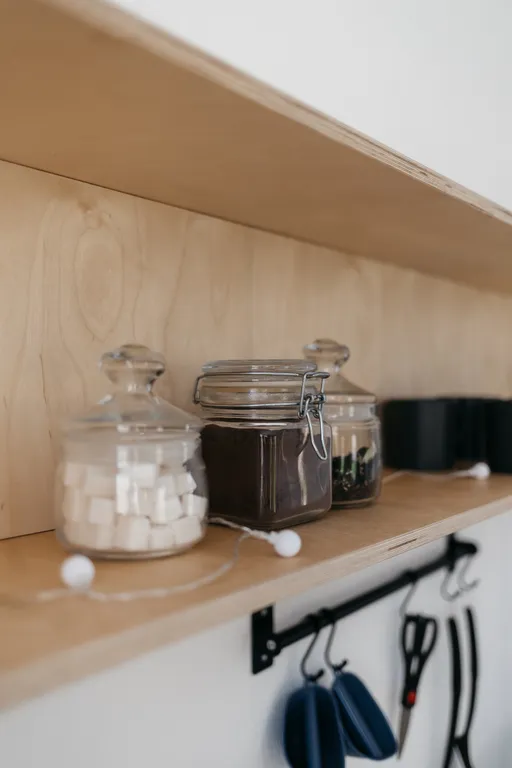 Уютный дом Японская куница с панорамными окнами с видом на лес