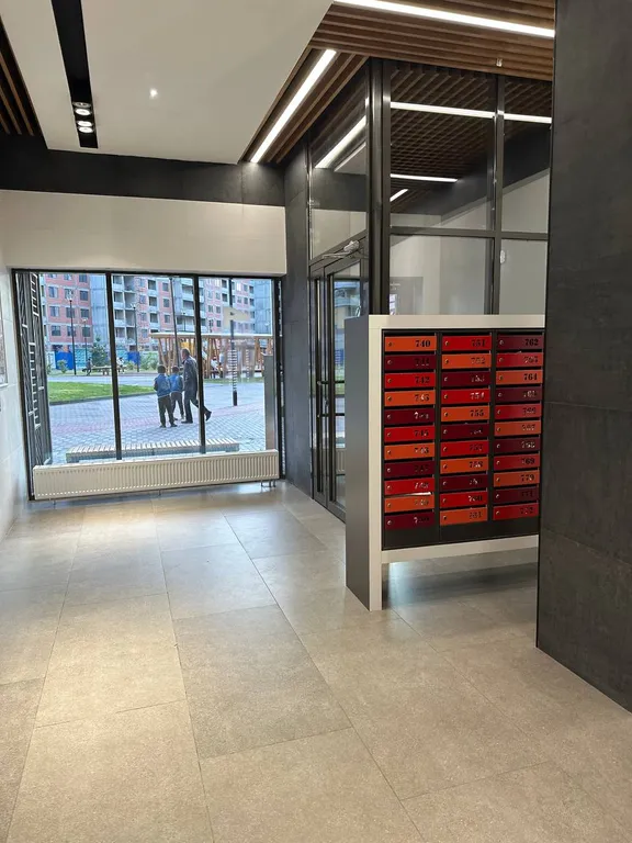 Уютная студия в новом доме у метро Девяткино.