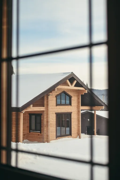 Частный дом рядом с горой