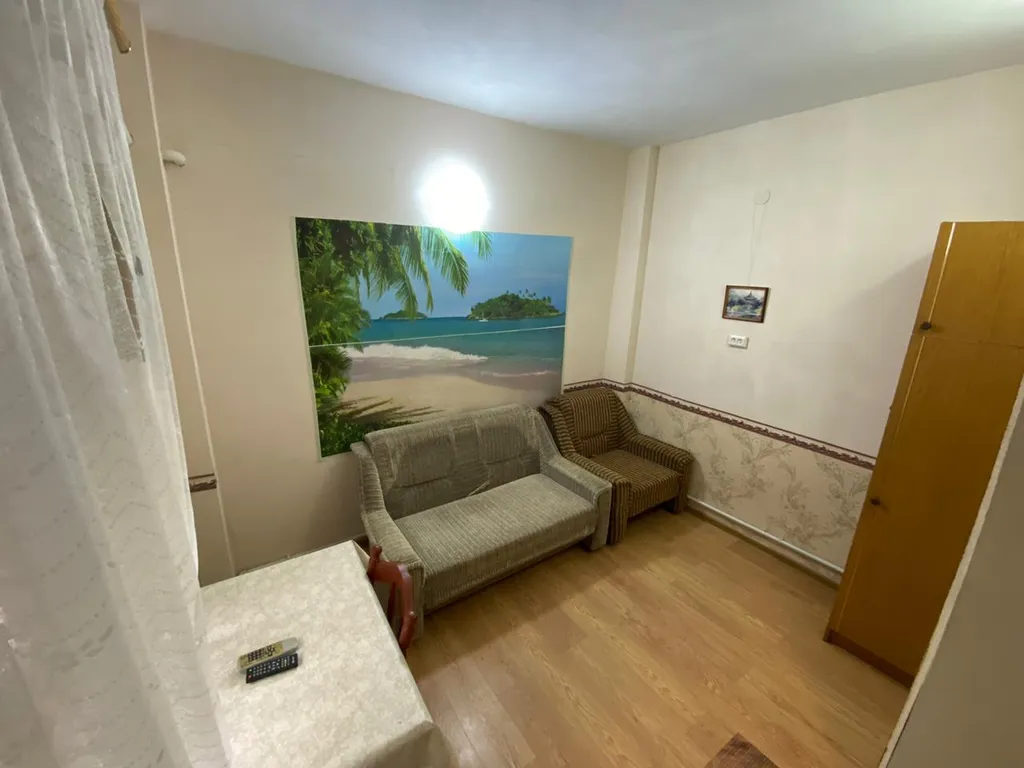 Уютный номер с удобствами и зеленый дворик в частном секторе