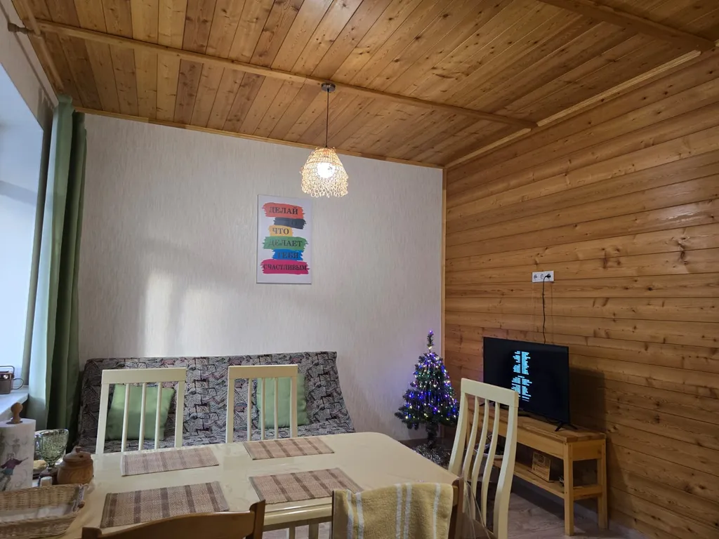 Апартаменты в центре с видом на горы