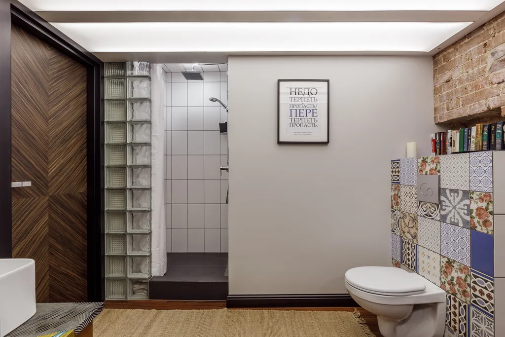 Высокий лофт в центре напротив Мариотт