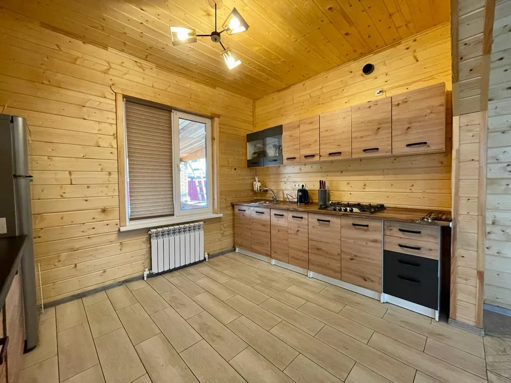 Коттедж на берегу озера